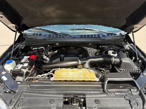 Used 2019 Ford F150 Lariat w/ Equipment Group 502A Luxury AWD/4WD image 25