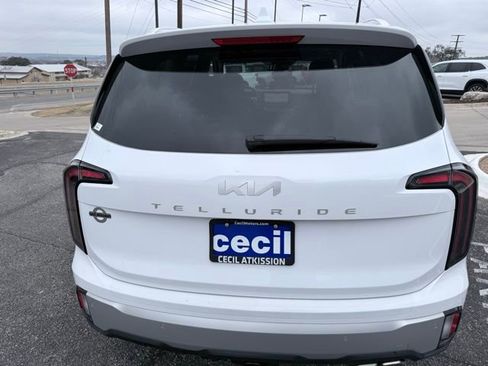 Used 2024 Kia Telluride SX w/ Towing Package image 20