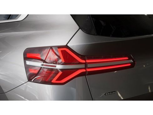 New 2026 BMW X3 xDrive30 AWD/4WD image 8