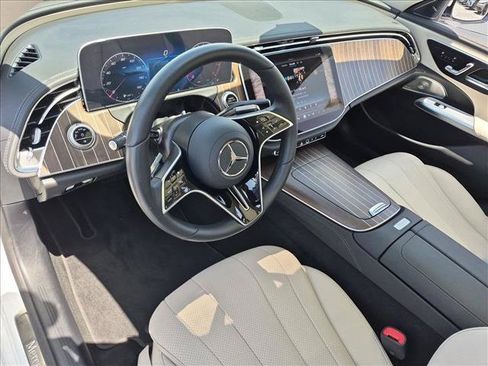 Used 2026 Mercedes-Benz E 350 Sedan image 10