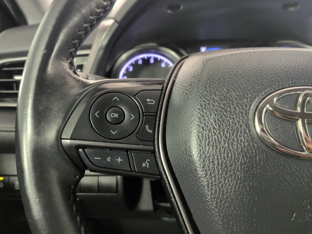 Used 2022 Toyota Camry SE FWD image 39
