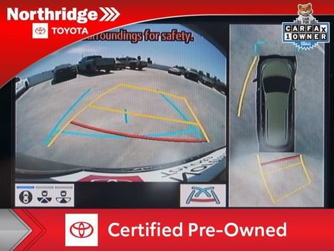 Certified 2024 Toyota Sienna Platinum FWD image 28