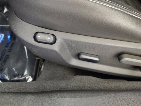 Used 2013 Ford Mustang GT Premium w/ Brembo Brake Pkg image 12