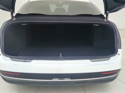 Used 2024 Lucid Air Touring image 14