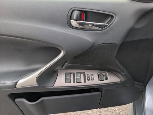 Used 2010 Lexus IS 250 AWD image 18
