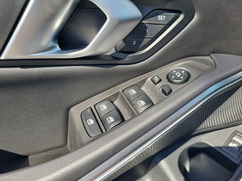 Used 2026 BMW 330i Sedan w/ M Sport Package RWD image 18