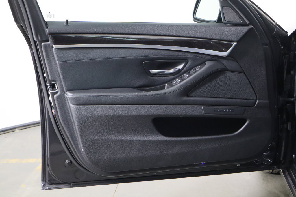 Used 2014 BMW 535i xDrive Sedan AWD/4WD image 18