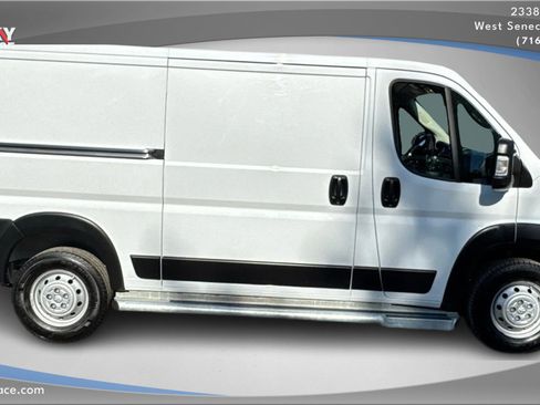 Used 2023 RAM ProMaster 2500 image 4