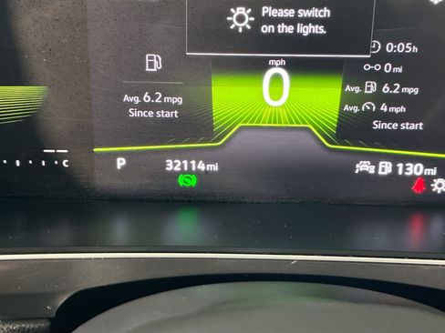 Used 2023 Volkswagen Tiguan SE R-Line image 12