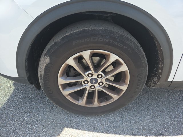 Used 2022 Ford Escape SE AWD/4WD image 3
