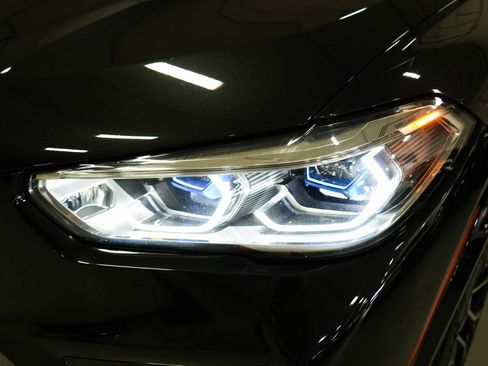 Used 2021 BMW X5 M w/ Executive Package image 34