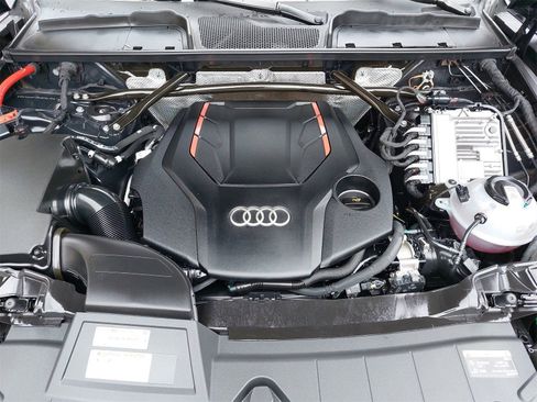 Used 2023 Audi SQ5 Prestige w/ Prestige Package image 39