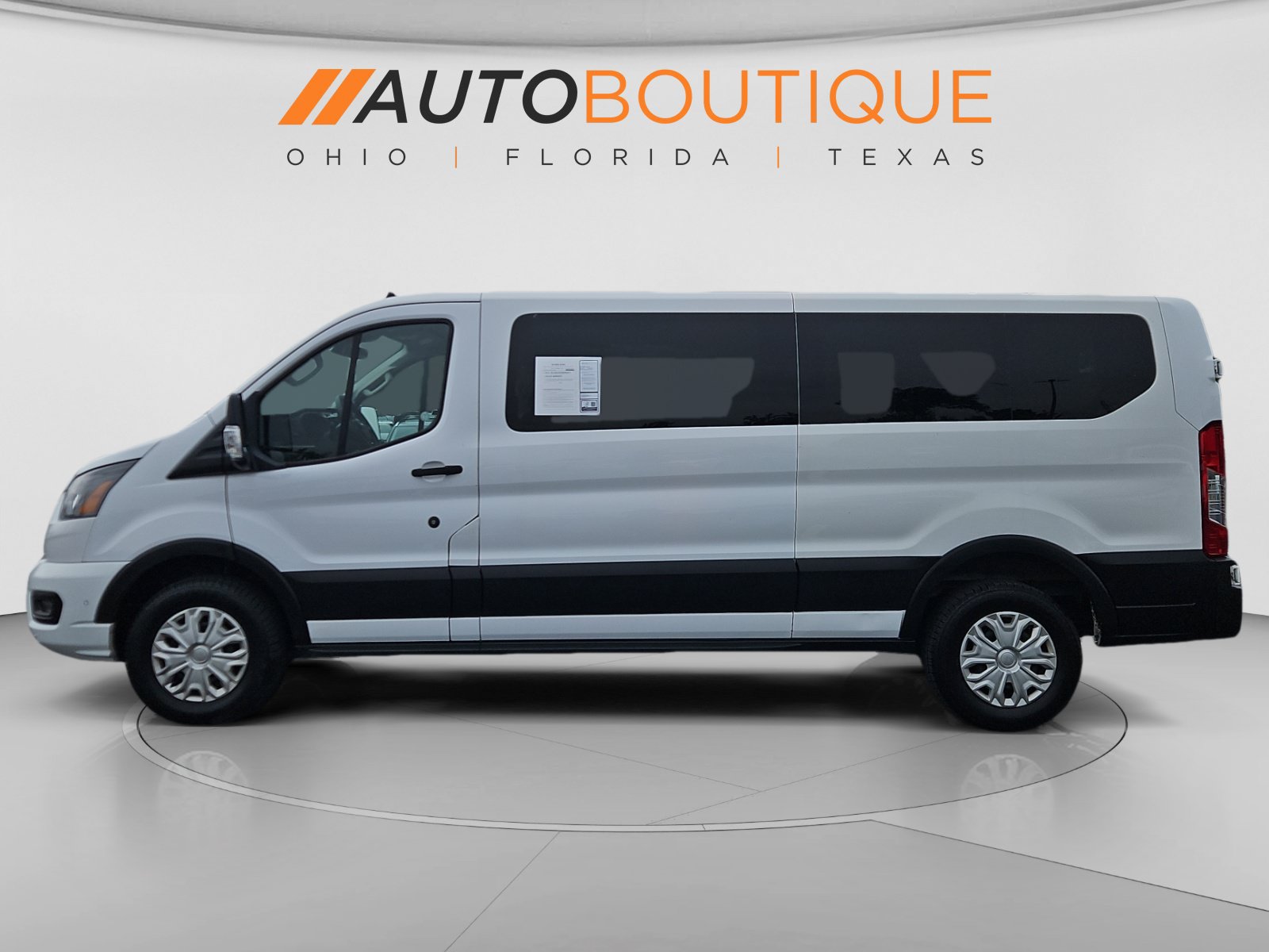 Used 2023 Ford Transit 350 XLT RWD image 2