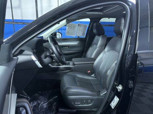 Used 2024 MAZDA CX-90 Plug-In Hybrid w/ Preferred AWD/4WD image 27