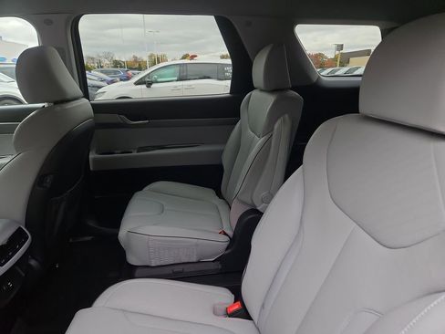 Used 2023 Hyundai Palisade SEL w/ Cargo Package image 30