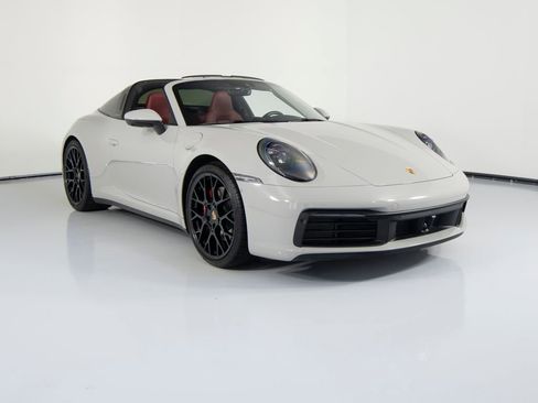 Certified 2023 Porsche 911 Targa 4S image 12