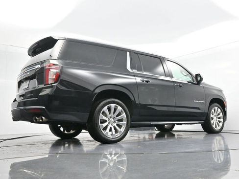 Used 2021 Chevrolet Suburban Premier AWD/4WD image 58