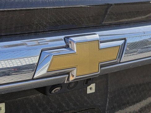 Used 2023 Chevrolet Traverse High Country w/ LPO, 'HIT The Road' Package image 25