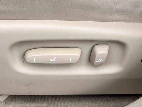 Used 2013 Lexus RX 350 FWD w/ Premium Pkg image 21