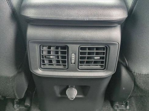 Used 2024 Toyota RAV4 LE AWD/4WD image 16