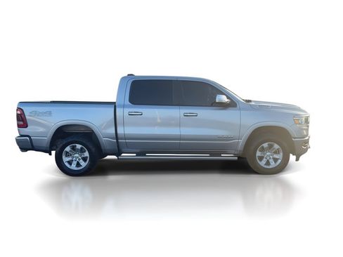 Used 2021 RAM 1500 Laramie w/ Off Road Group AWD/4WD image 9