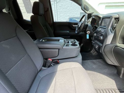 Certified 2020 Chevrolet Silverado 1500 Custom w/ Custom Value Package image 25