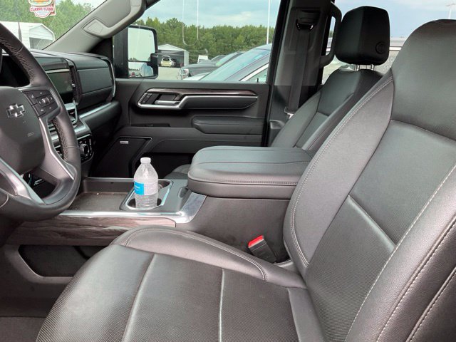 Used 2025 Chevrolet Silverado 2500 LTZ w/ Trail Boss Package AWD/4WD image 11