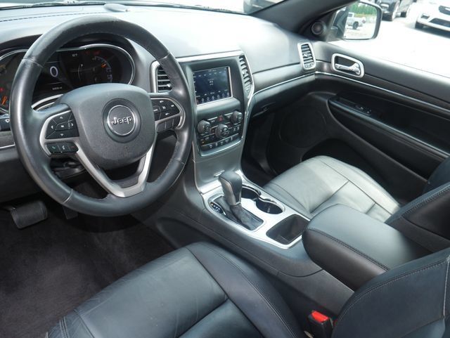 Used 2018 Jeep Grand Cherokee Limited w/ Trailer Tow Group IV RWD image 13