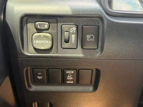 Used 2021 Toyota 4Runner SR5 AWD/4WD image 26
