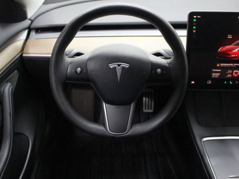 Used 2022 Tesla Model 3 Performance image 28