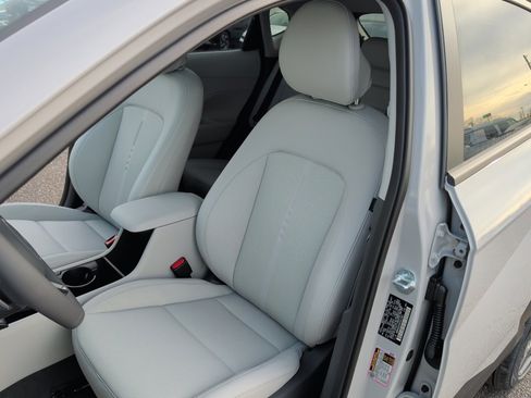 New 2026 Hyundai Kona SEL Premium image 30