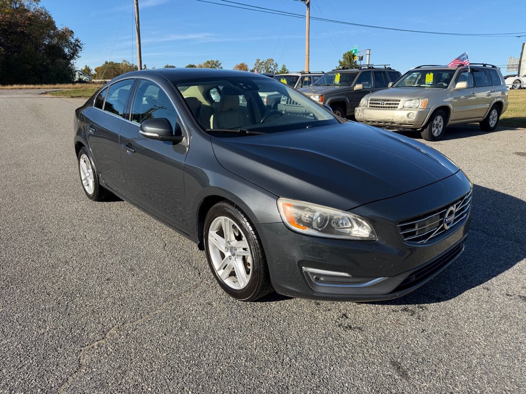 Used 2015 Volvo S60 T5 Platinum FWD image 1