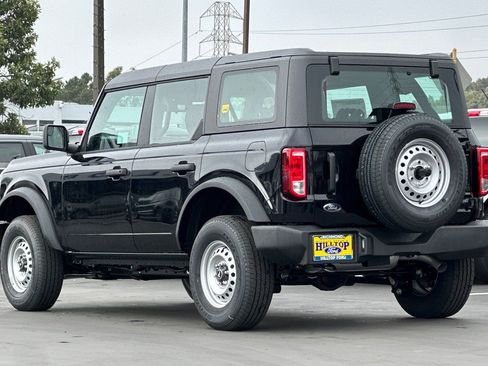 New 2025 Ford Bronco 4-Door AWD/4WD image 13