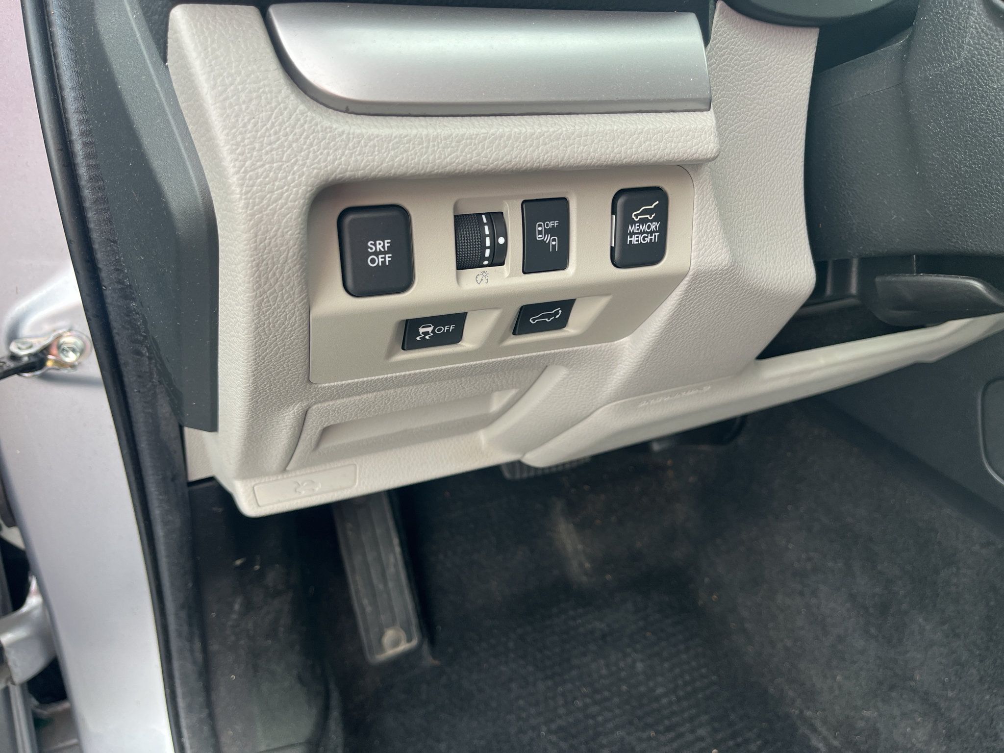Used 2017 Subaru Forester 2.5i Premium AWD/4WD image 19