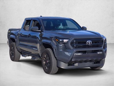 Used 2026 Toyota Tacoma SR5 AWD/4WD image 3