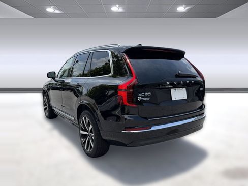 New 2026 Volvo XC90 B5 Core w/ Protection Package AWD/4WD image 3