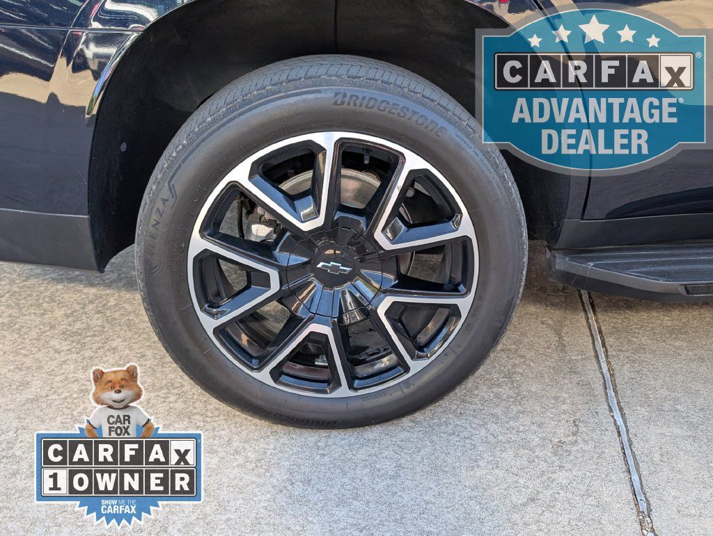 Used 2024 Chevrolet Tahoe RST w/ Luxury Package AWD/4WD image 4