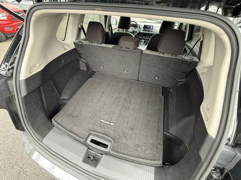 Used 2023 Nissan Rogue SV image 25
