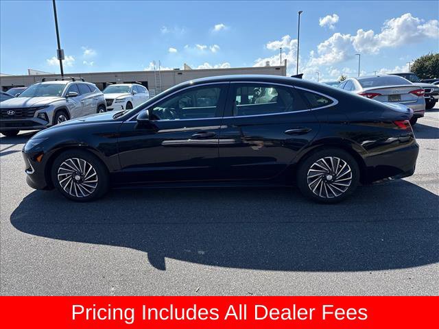 Certified 2023 Hyundai Sonata SEL w/ Cargo Package FWD image 5