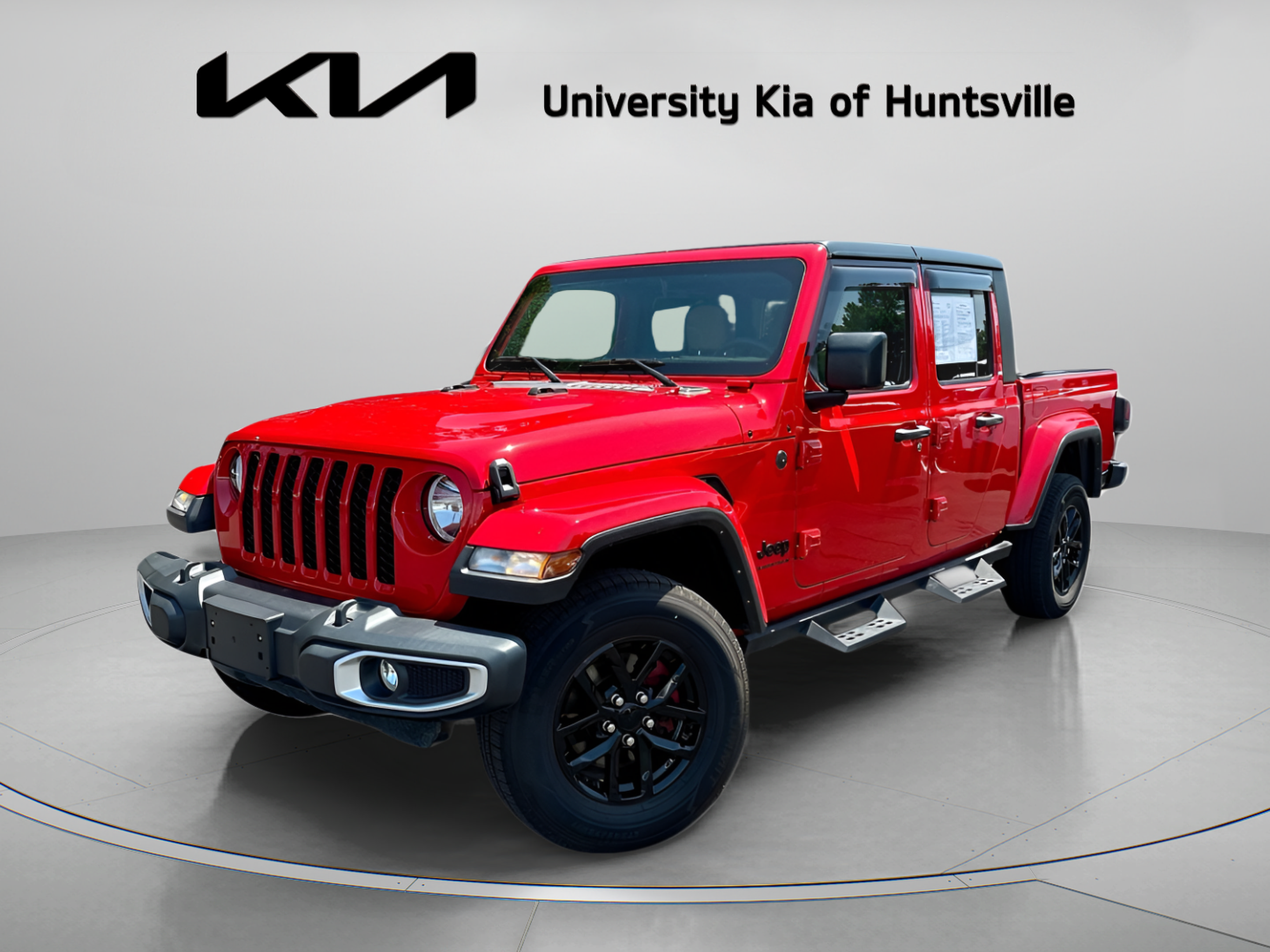 Used 2023 Jeep Gladiator Sport AWD/4WD image 4