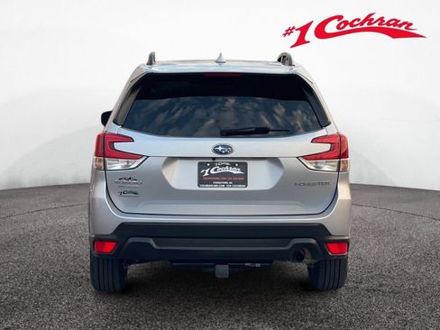 Used 2022 Subaru Forester Premium AWD/4WD image 27