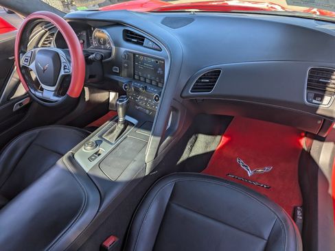 Used 2019 Chevrolet Corvette Stingray Convertible w/ 3LT Preferred Equipment Group image 13