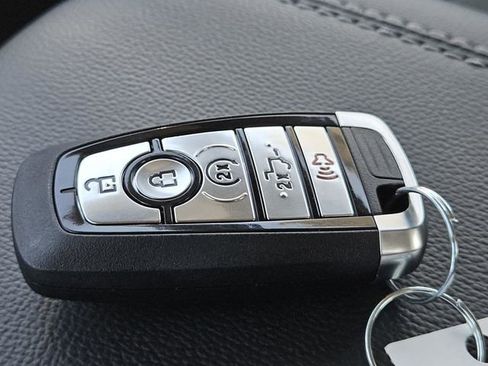 New 2026 Ford F350 XLT w/ XLT Premium Package image 31