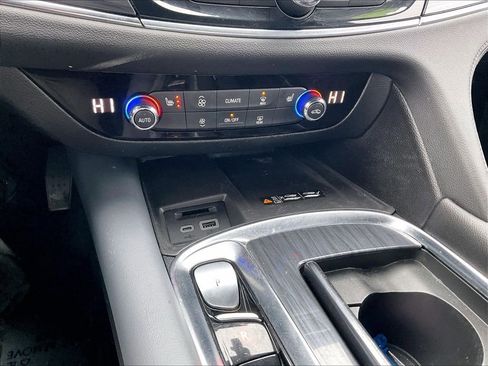 Used 2024 Buick Enclave Essence w/ Experience Buick Package image 26