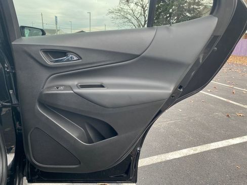 Used 2022 Chevrolet Equinox LT image 13