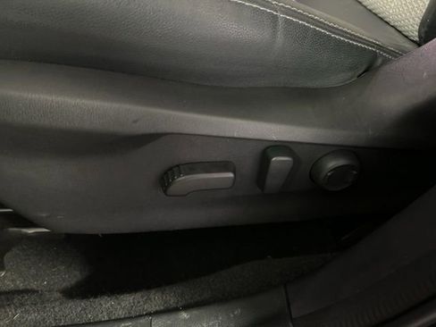 Used 2023 Subaru Forester Premium AWD/4WD image 15