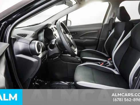 Used 2025 Nissan Versa S w/ Trunk Package image 16