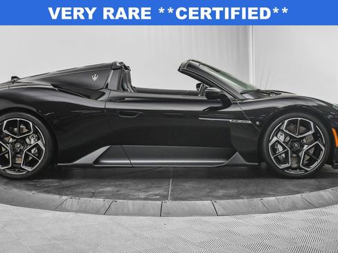 Used 2024 Maserati MC20 Cielo image 9