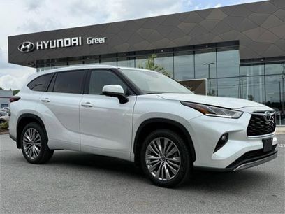 Used 2024 Toyota Highlander Platinum