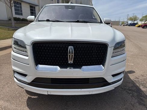 Used 2020 Lincoln Navigator Reserve w/ Equipment Group 208A Reserve image 2